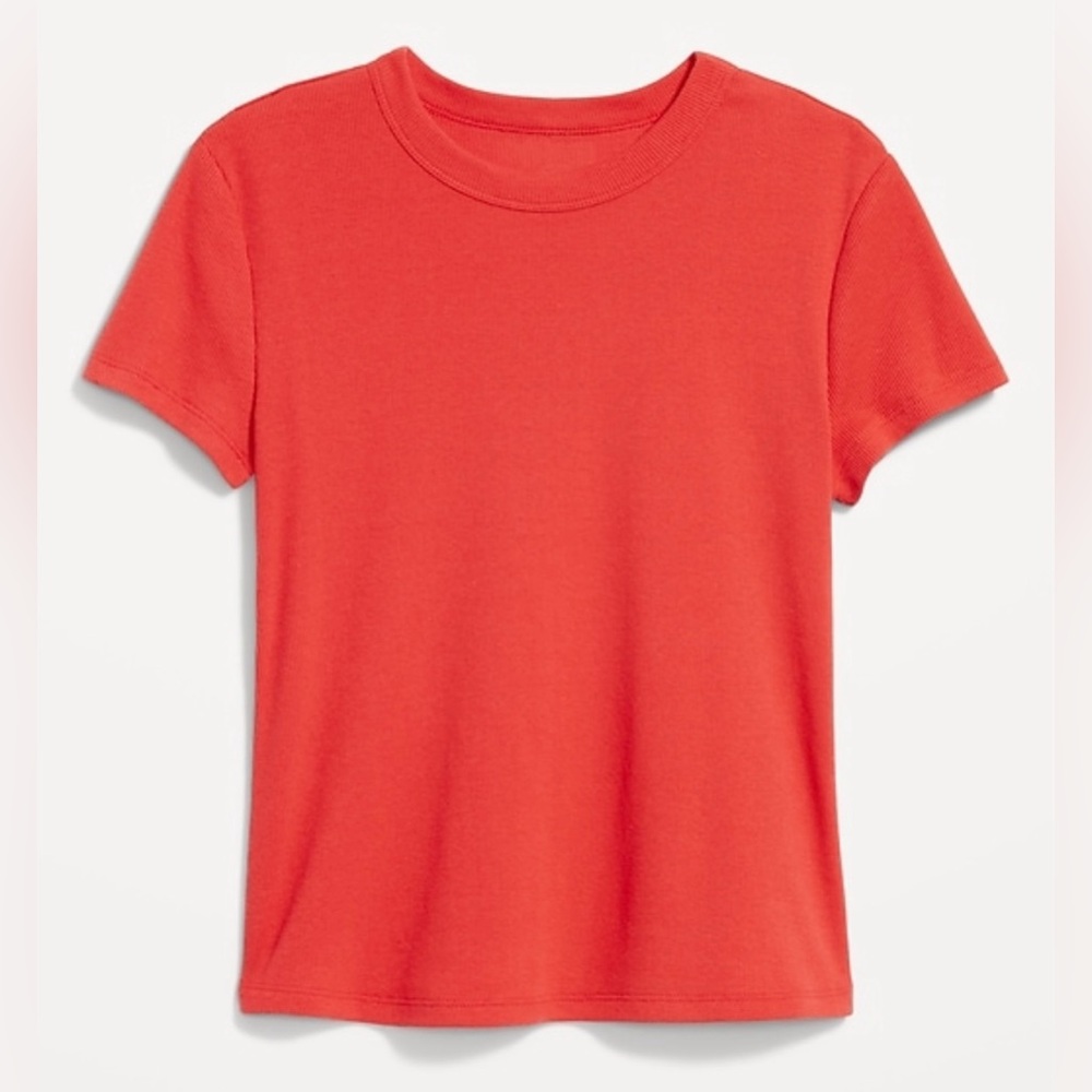 Old Navy snug cropped tshirt. Medium - Picture 4 of 8